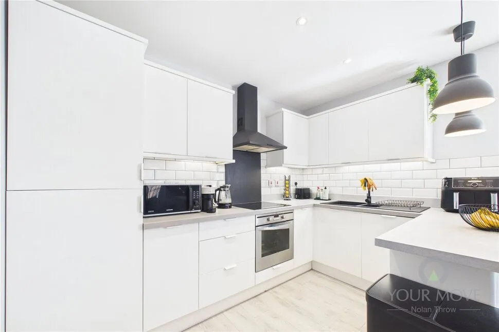 2 bed flat for sale, Brooks Close, Wootton, NN4