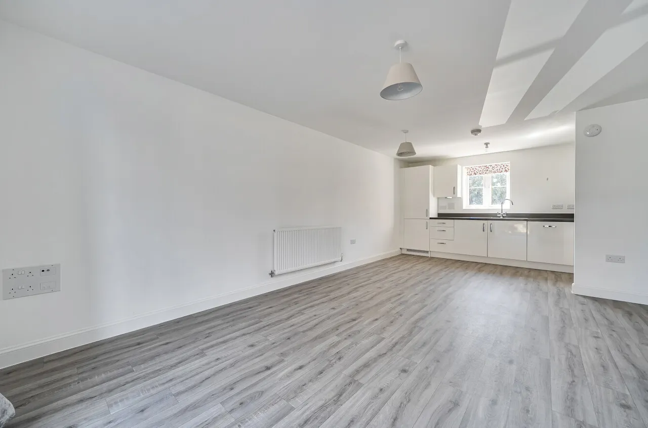 William Heelas Way, Wokingham, Berkshire, RG40 1GS, photo 2