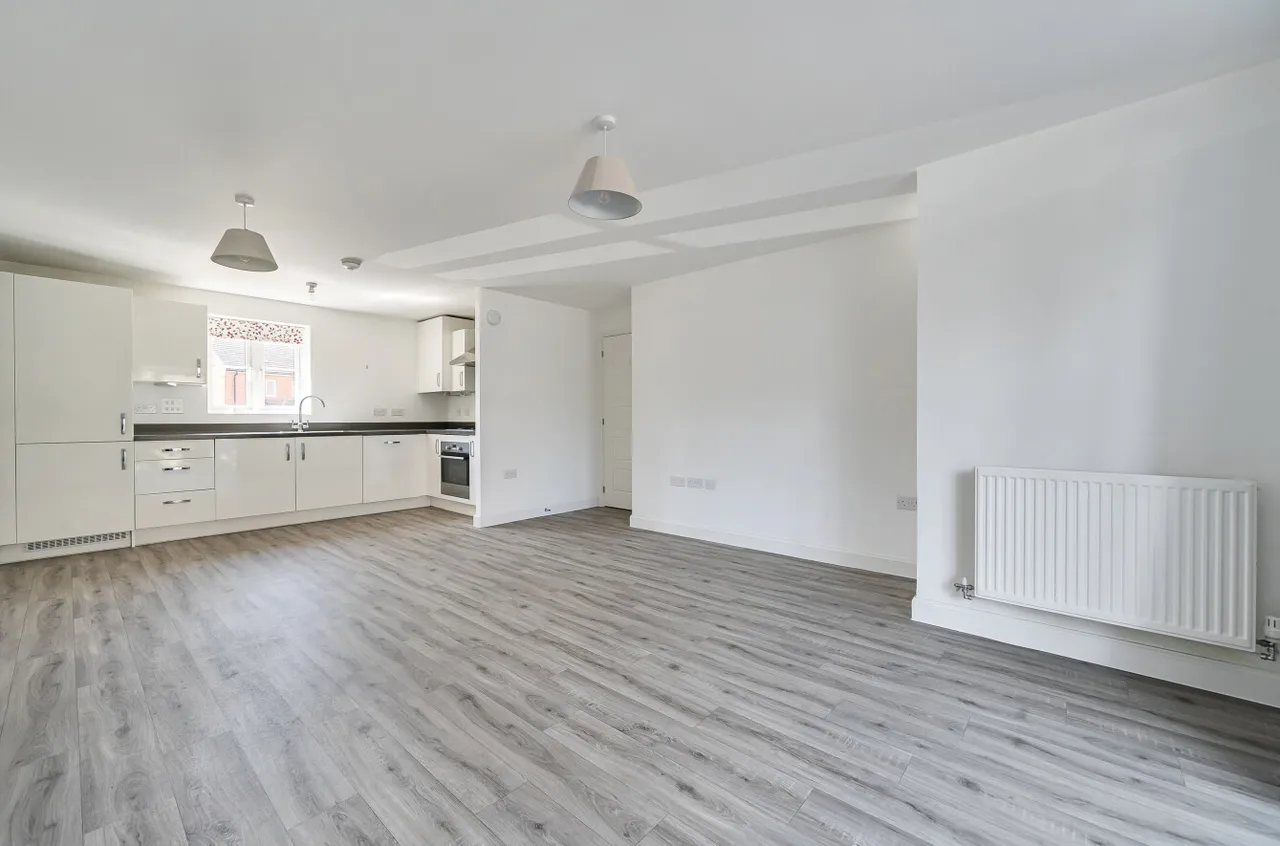 William Heelas Way, Wokingham, Berkshire, RG40 1GS, photo 3