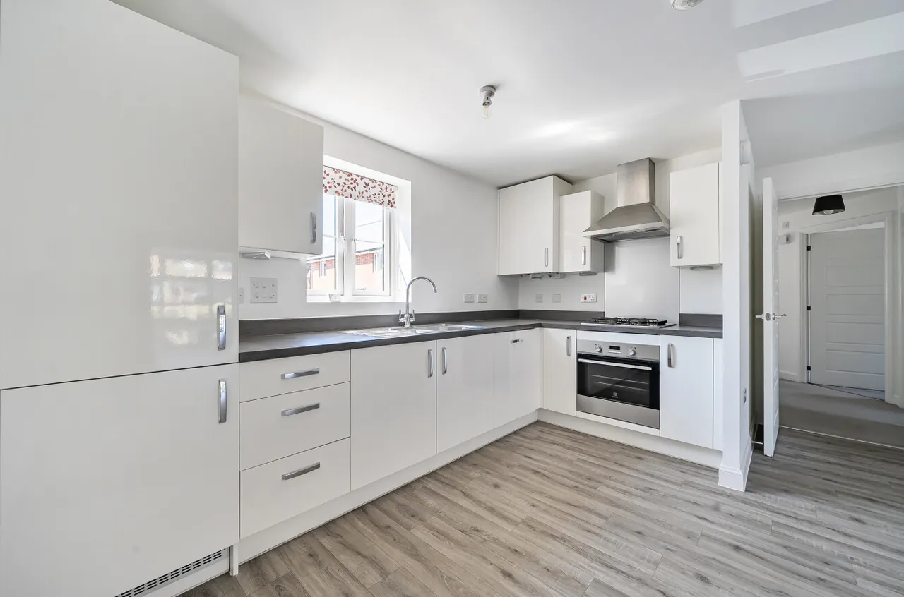 William Heelas Way, Wokingham, Berkshire, RG40 1GS, photo 6