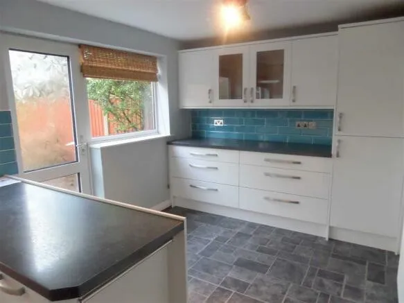 Hambleton Drive, Penwortham, Lancashire, PR1 9US, photo 3