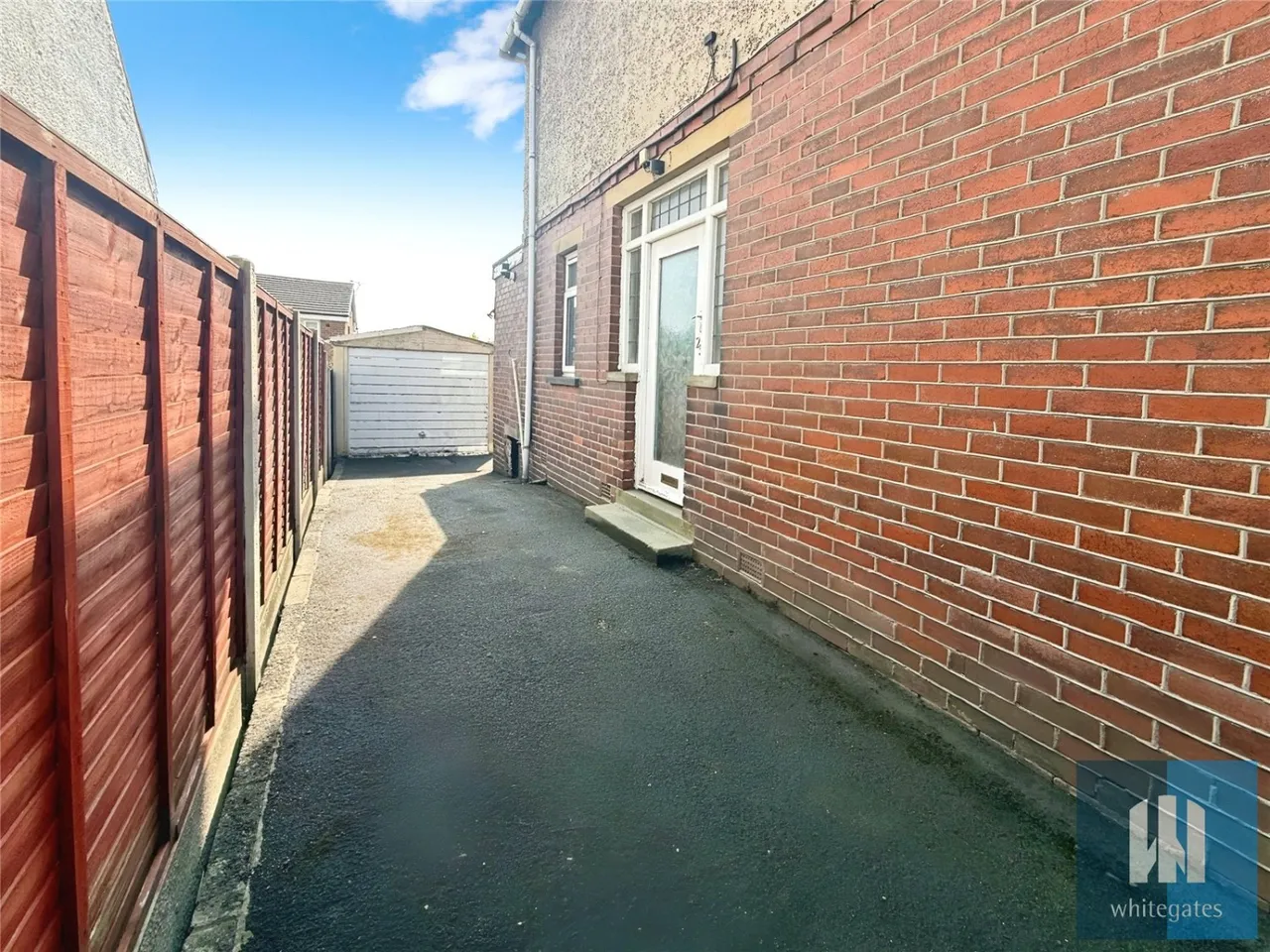 Slade Lane, Rastrick, HD6, photo 10