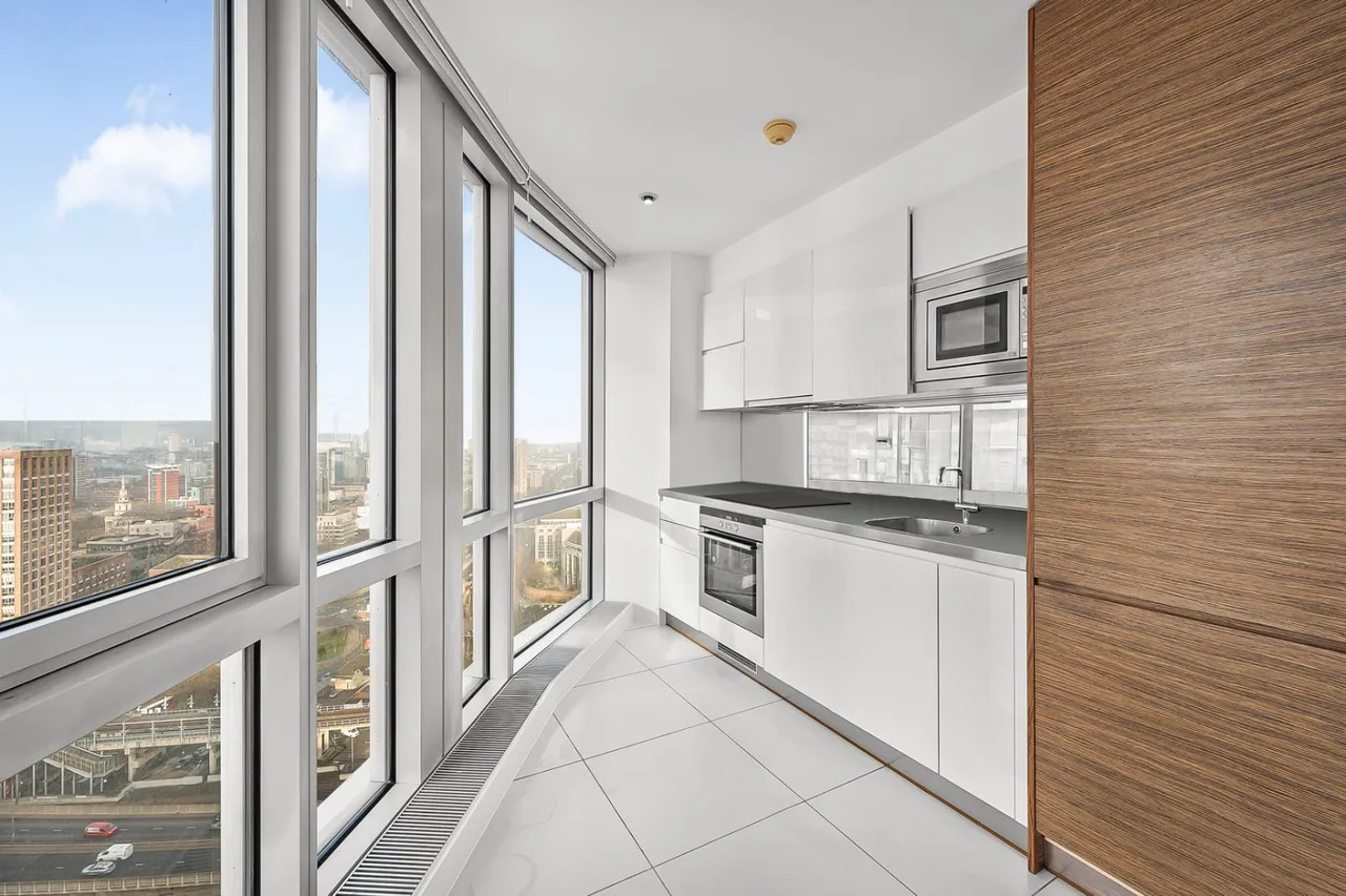 Fairmont Avenue, London, E14, photo 7