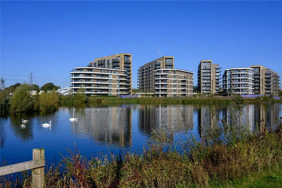 2.3.7 Bankside Gardens, Reading, RG2, photo 10