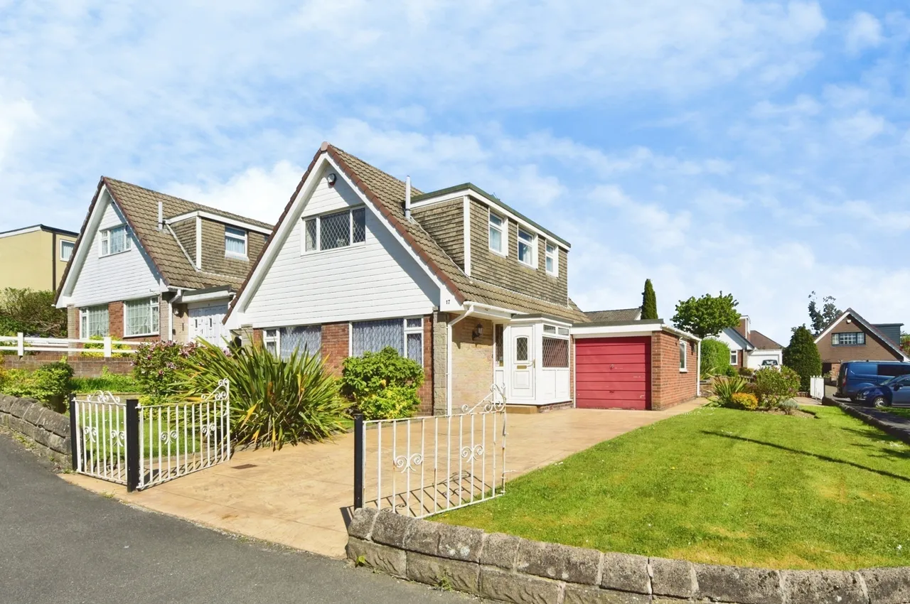 2 bed house for sale, Bowman Close, Sheffield, S12