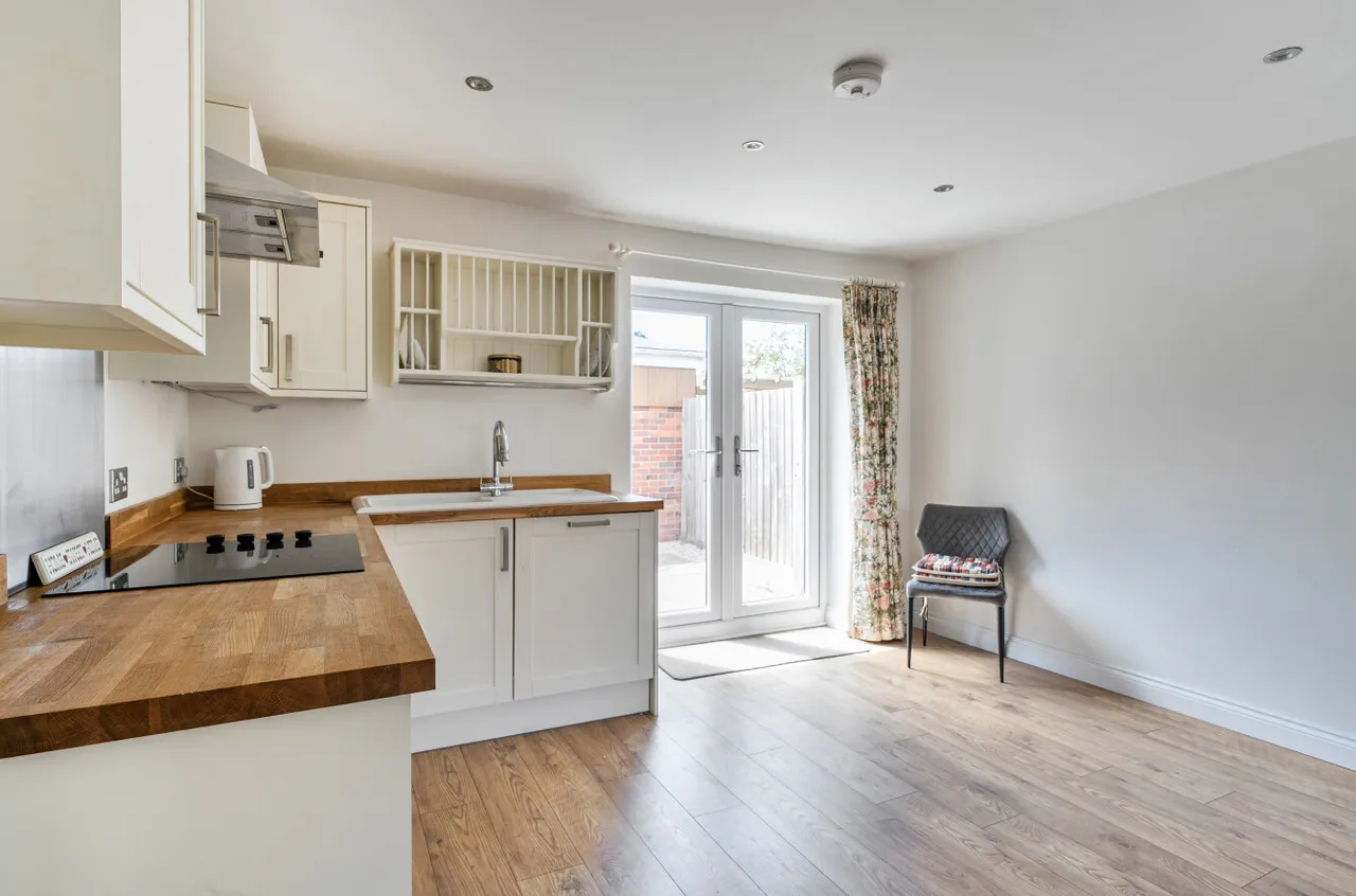 St Johns Place, Wellington, TA21, photo 19