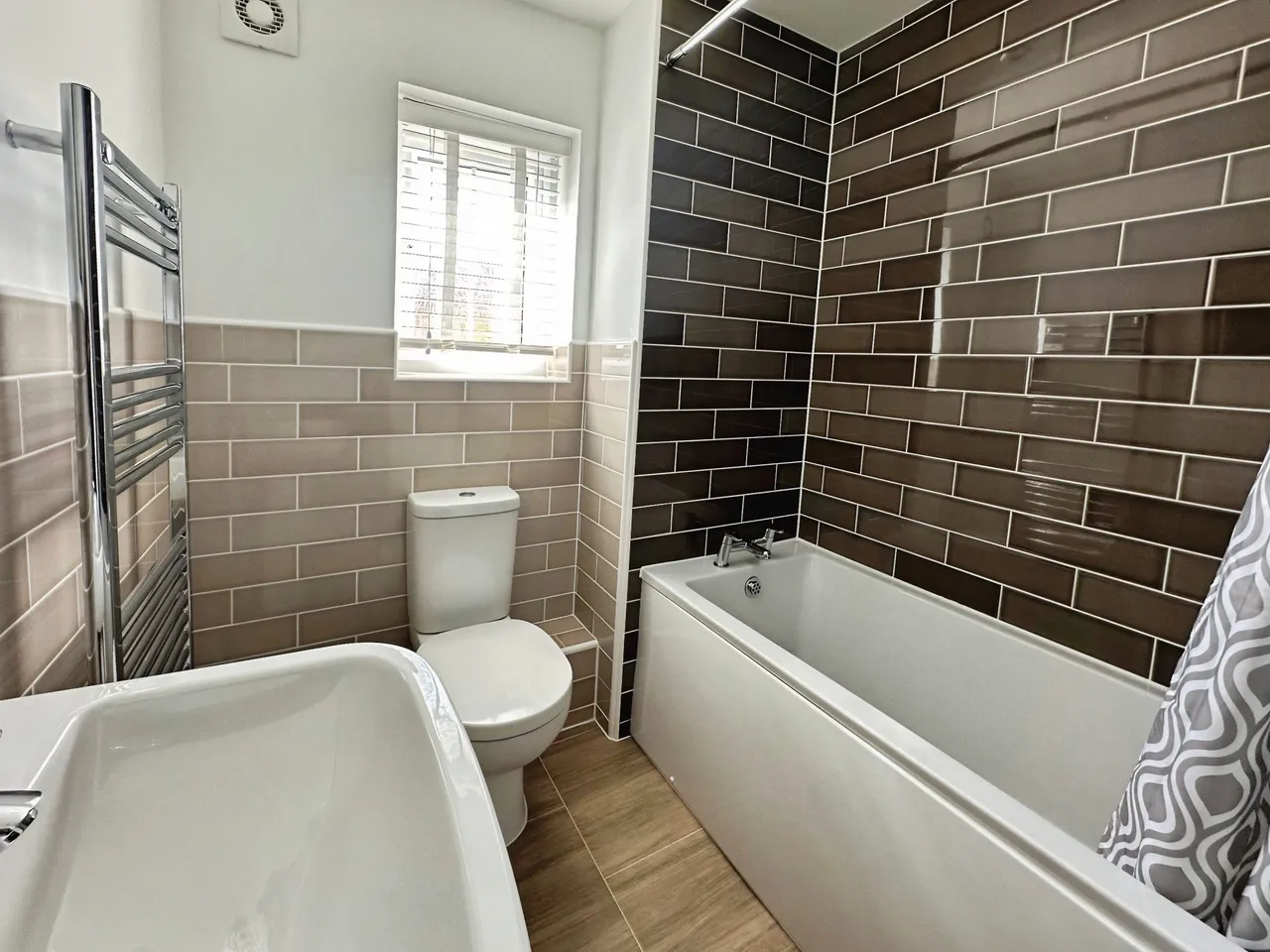 Butcher Drive, Huntingdon, PE29, photo 4