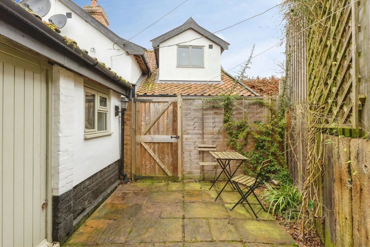 The Street, Aslacton, Norwich, Norfolk, NR15, photo 10