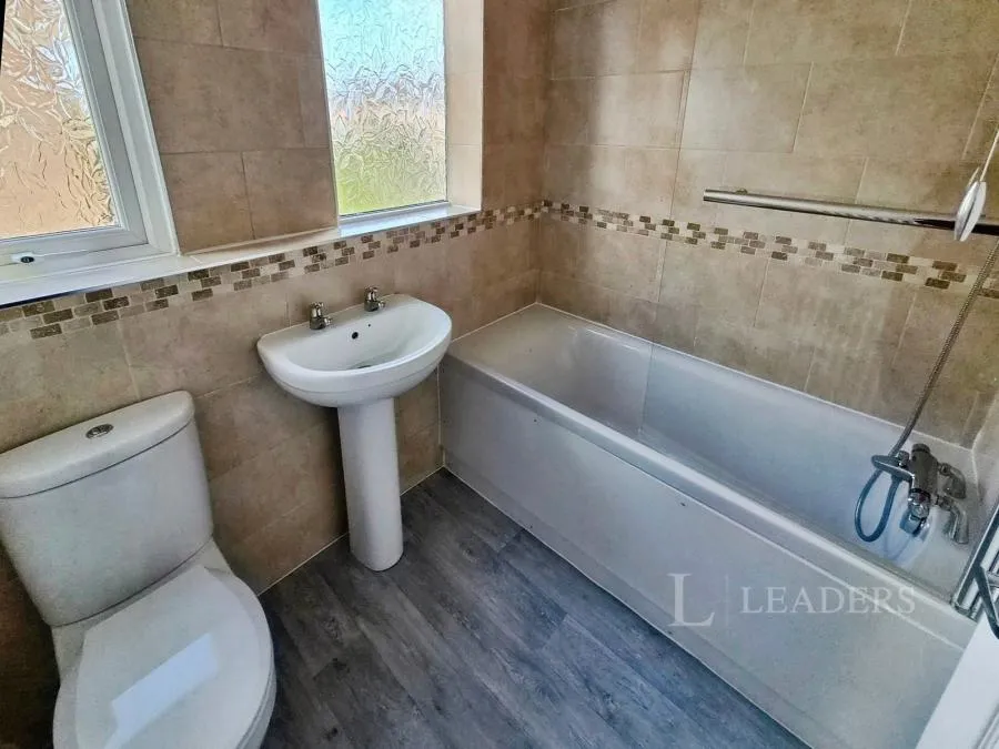 Rutland Avenue, Borrowash, DE72, photo 9