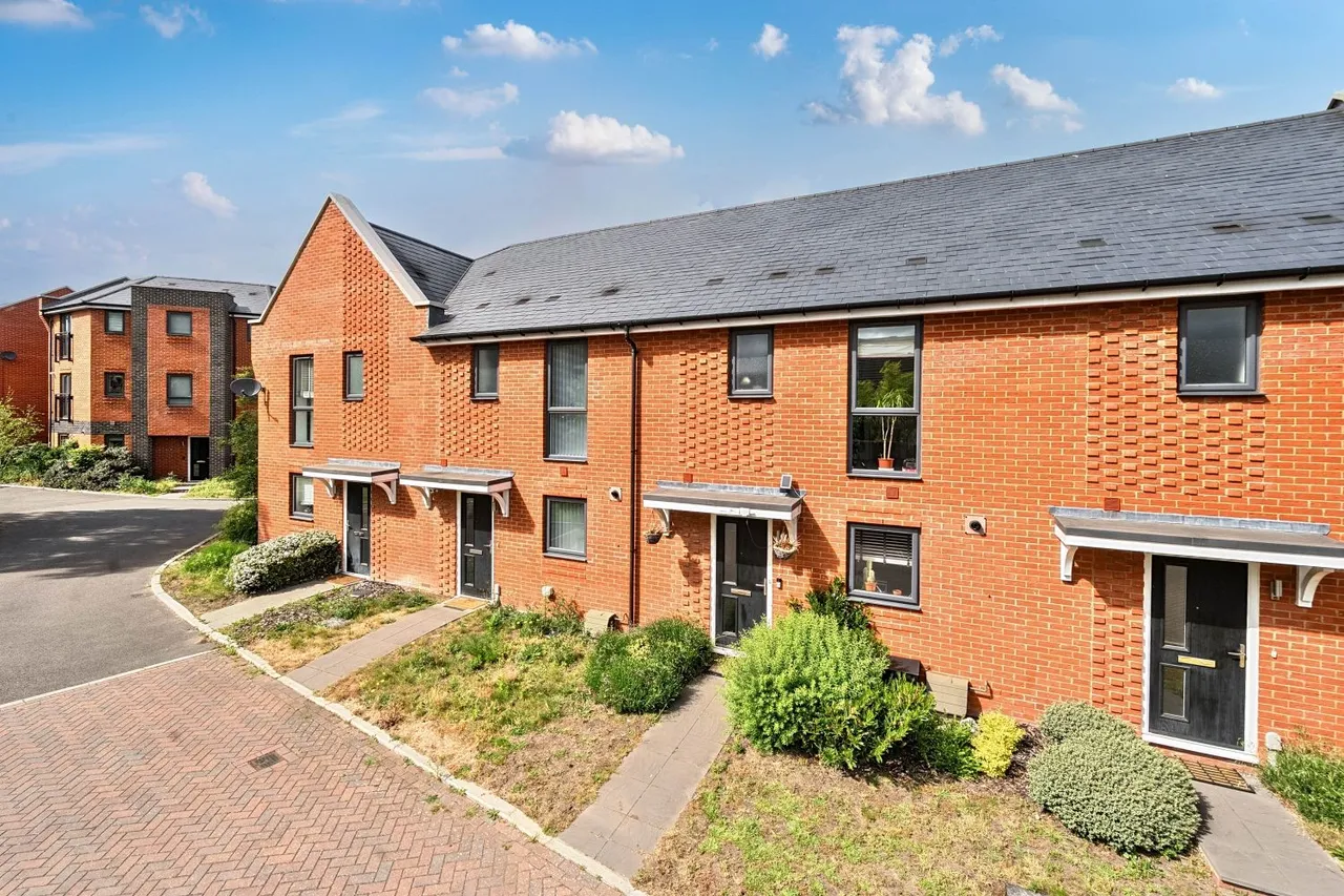 3 bed house for sale, Nightingale Way, Reading, RG30