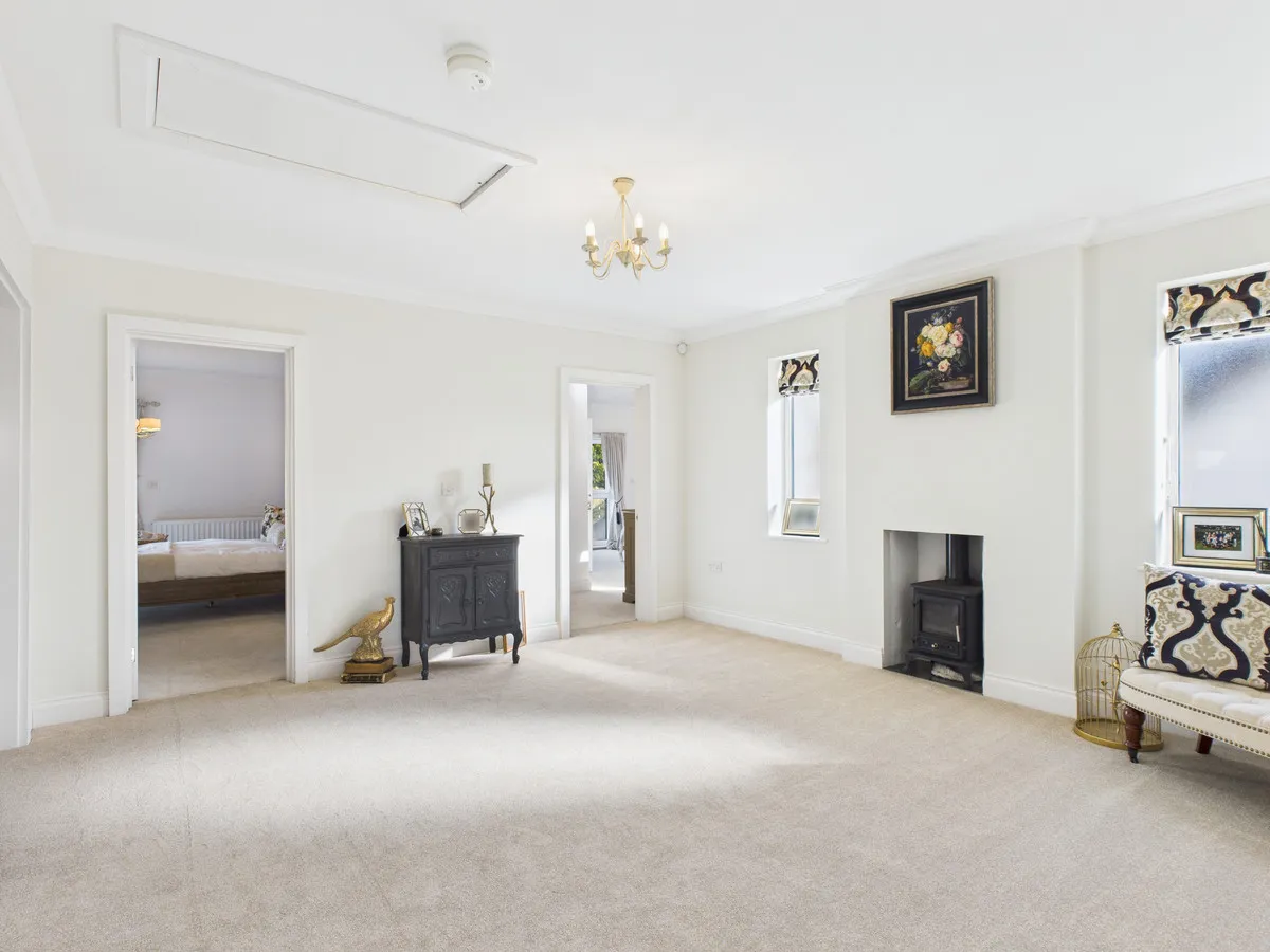 Yarmouth Road, Lowestoft, photo 12