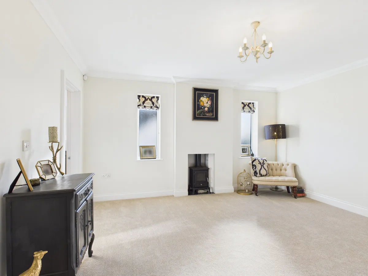 Yarmouth Road, Lowestoft, photo 21