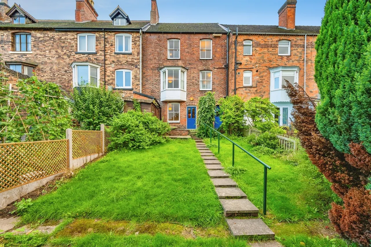 3 bed house for sale, Station Street, Ashbourne, DE6