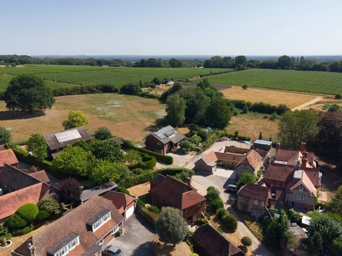 West Chiltington, RH20 2JY, photo 21