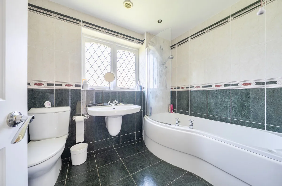 West Chiltington, RH20 2JY, photo 18
