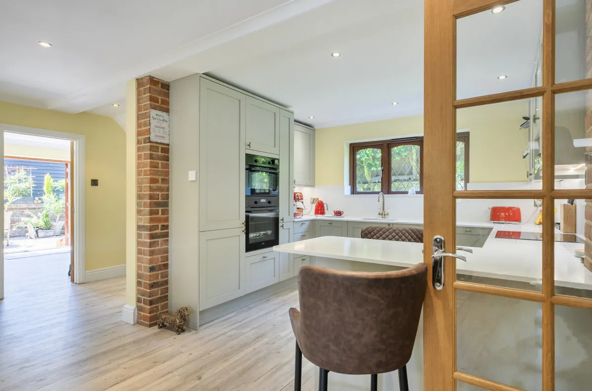 West Chiltington, RH20 2JY, photo 19