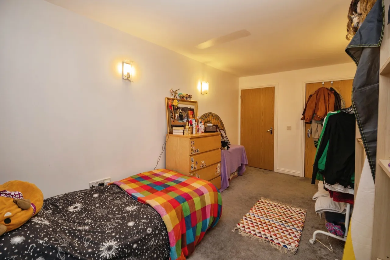 St. Thomas Street, Weymouth, DT4, photo 16