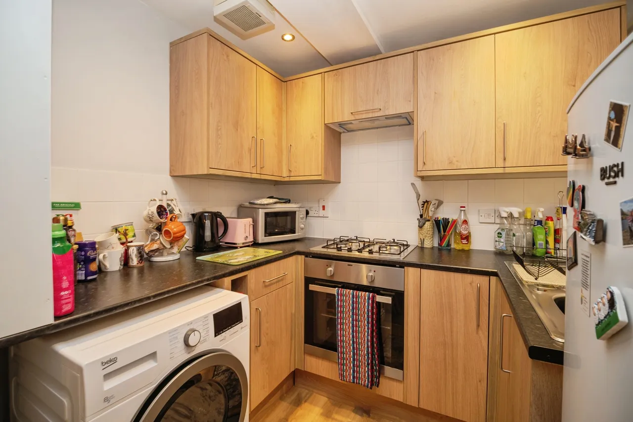 St. Thomas Street, Weymouth, DT4, photo 7