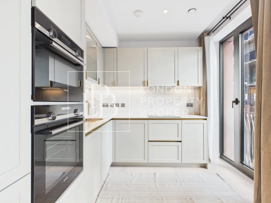 Paddington Green, London, W2, photo 5