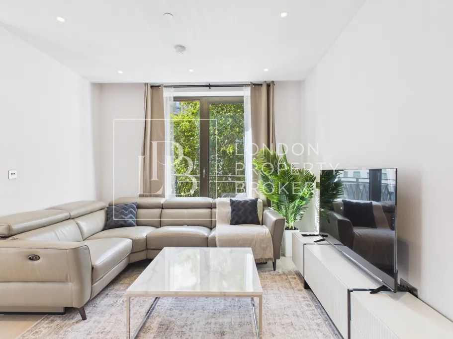 2 bed flat to rent, Paddington Green, London, W2