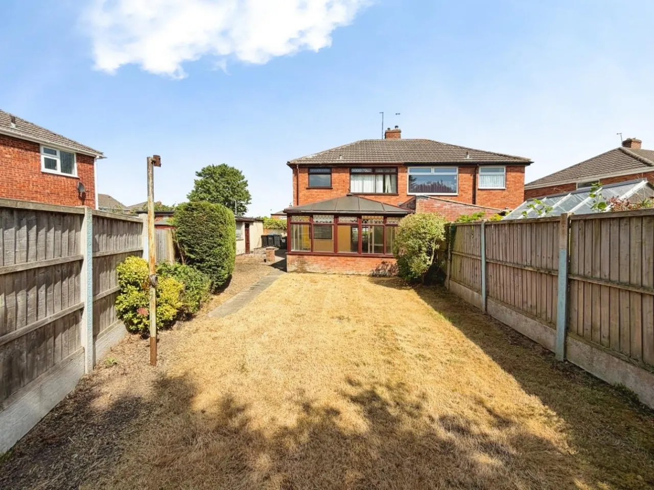 Painswick Road, Great Sutton, CH66, photo 31