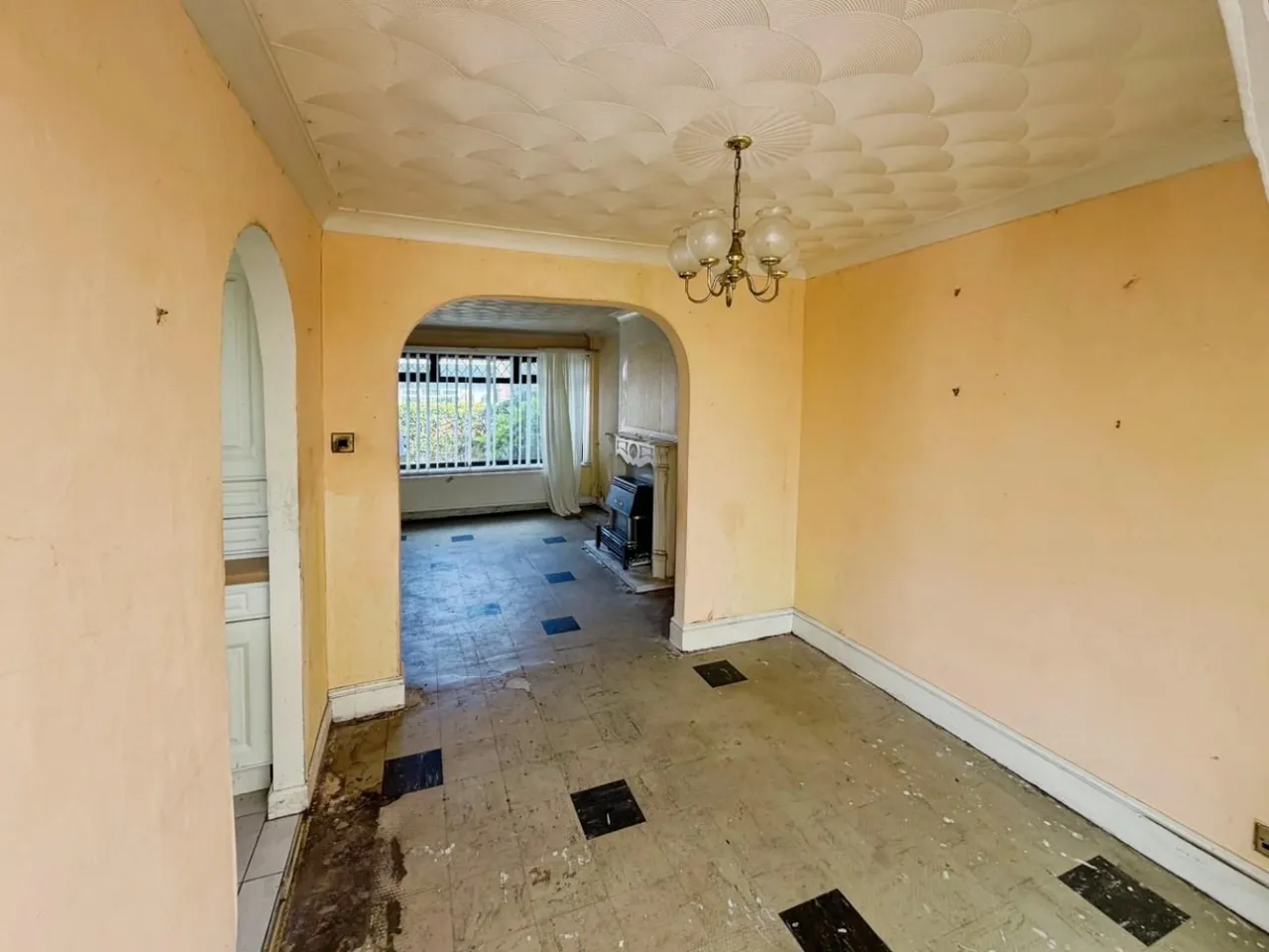 Painswick Road, Great Sutton, CH66, photo 11