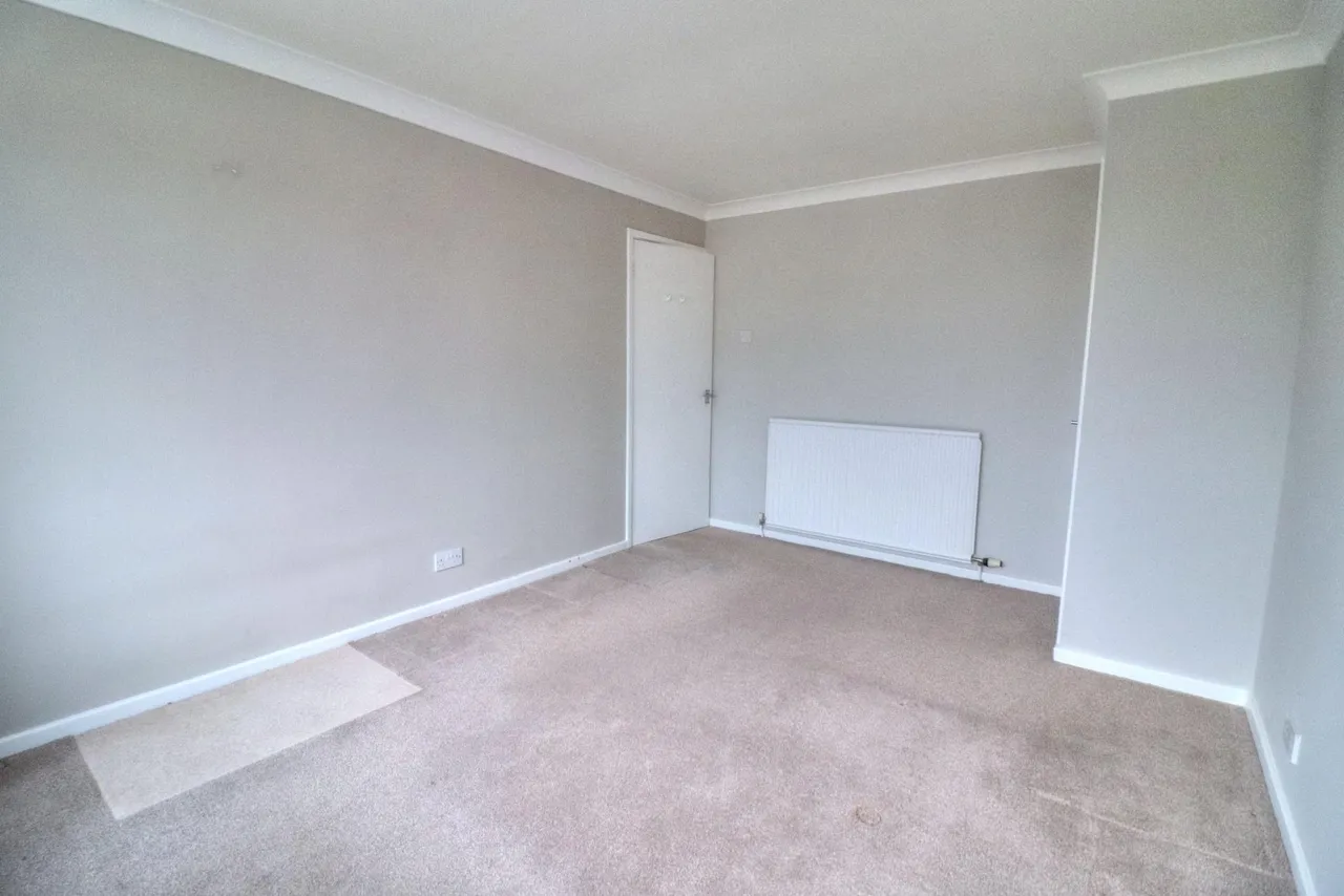 Tiverton Road, Loughborough, LE11, photo 12