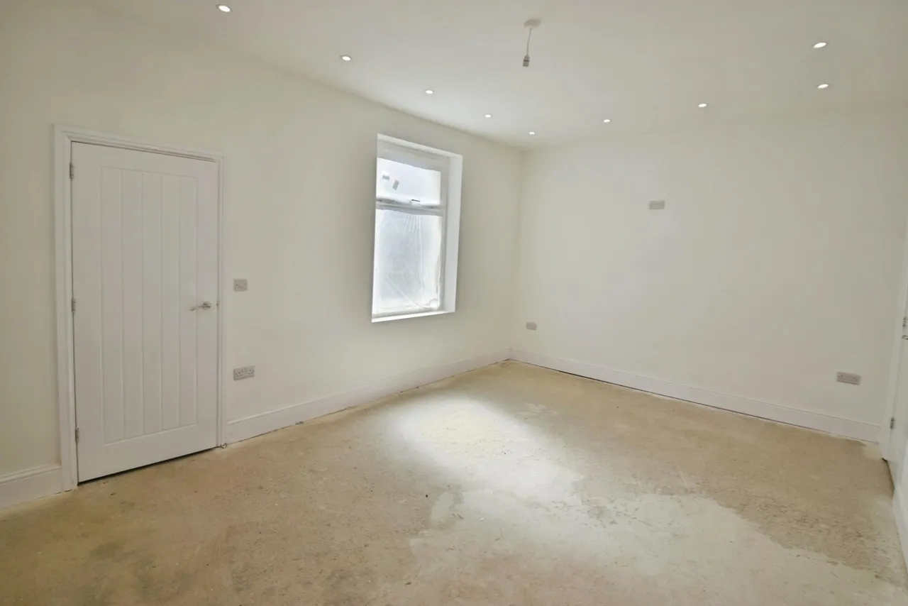 Taylor Street, Brierfield, BB9, photo 3