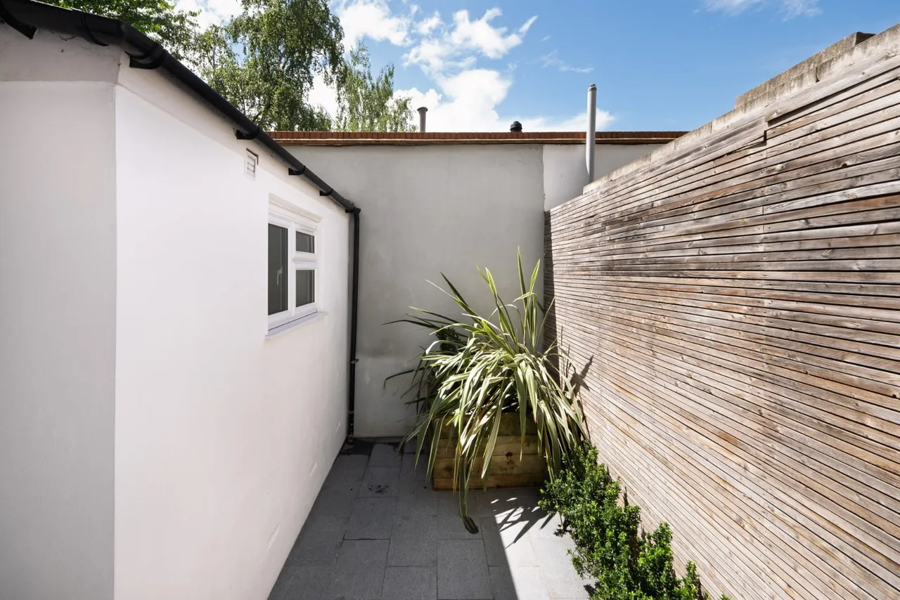 Shepherdess Walk, Hackney, N1, photo 33