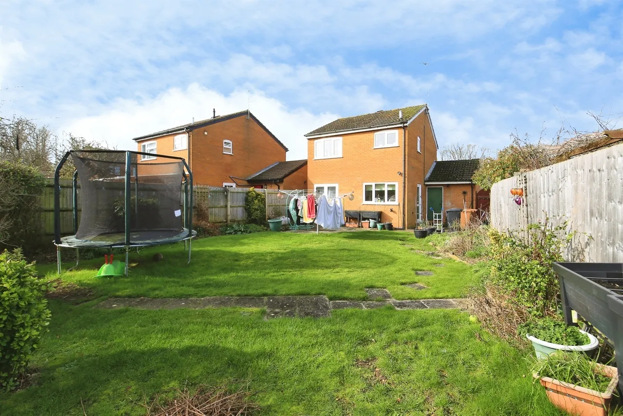 Dunsberry, Bretton, PE3, photo 7