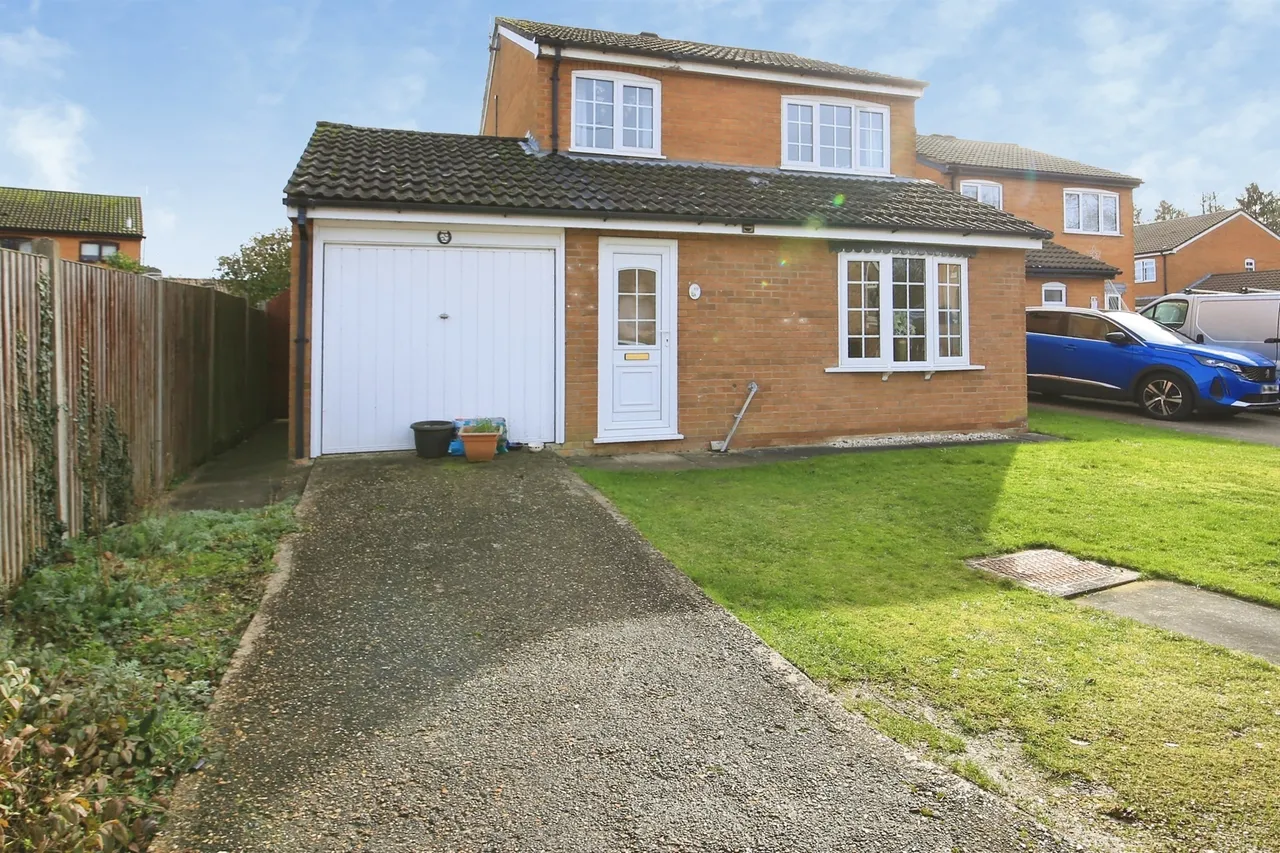 3 bed house for sale, Dunsberry, Bretton, PE3