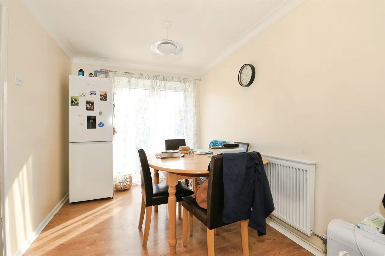 Dunsberry, Bretton, PE3, photo 4