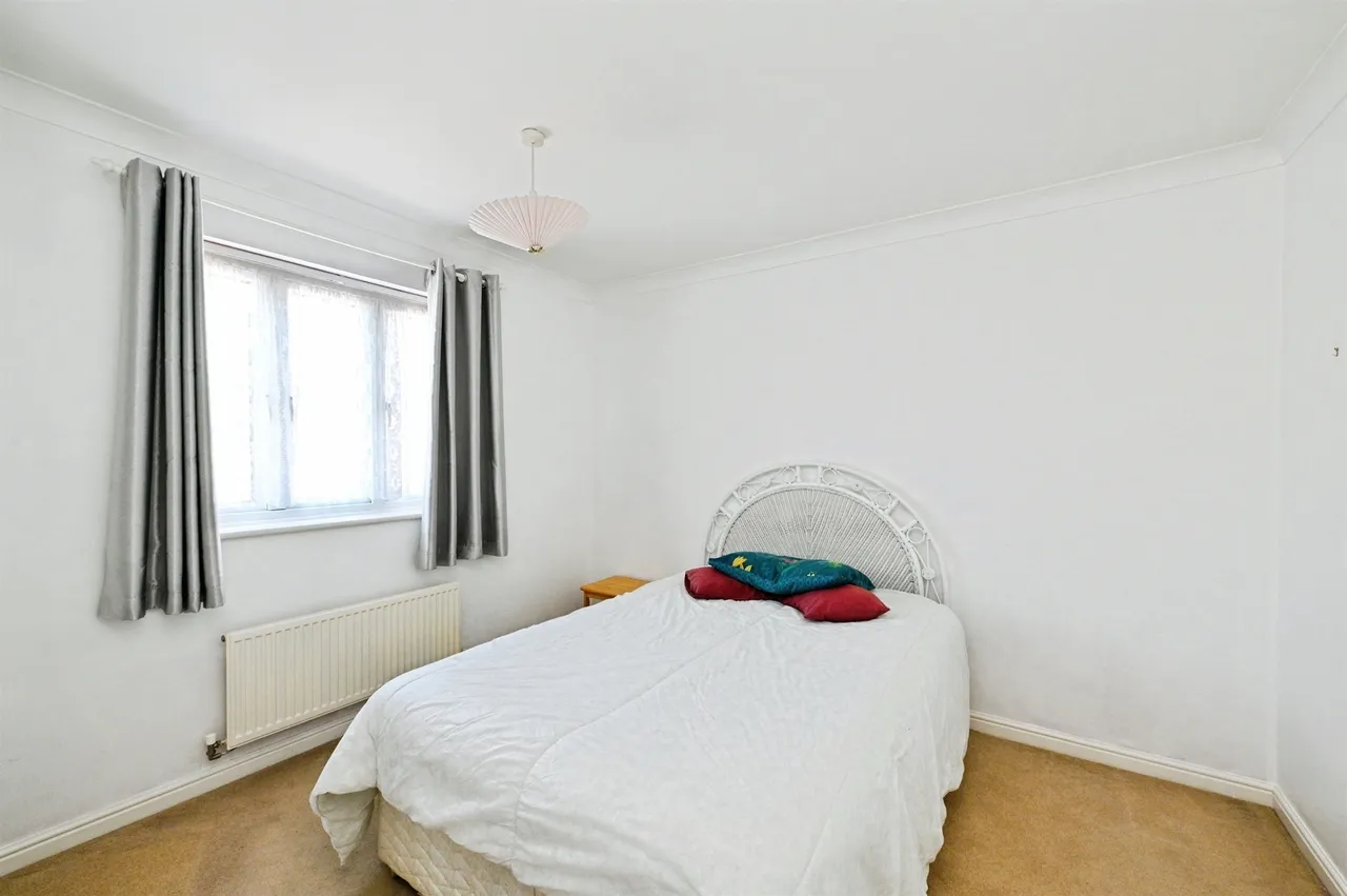 Landseer Drive, DOWNHAM MARKET, photo 11