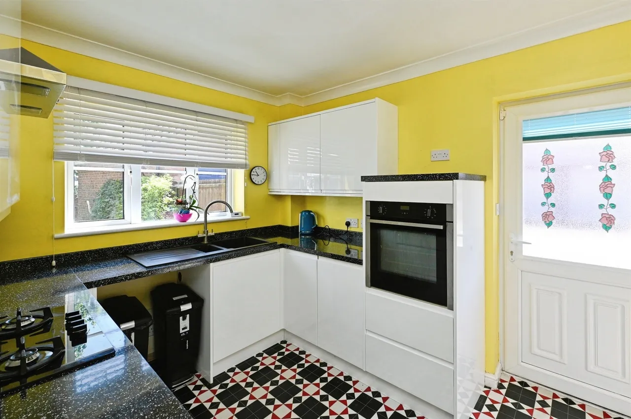 Landseer Drive, DOWNHAM MARKET, photo 6