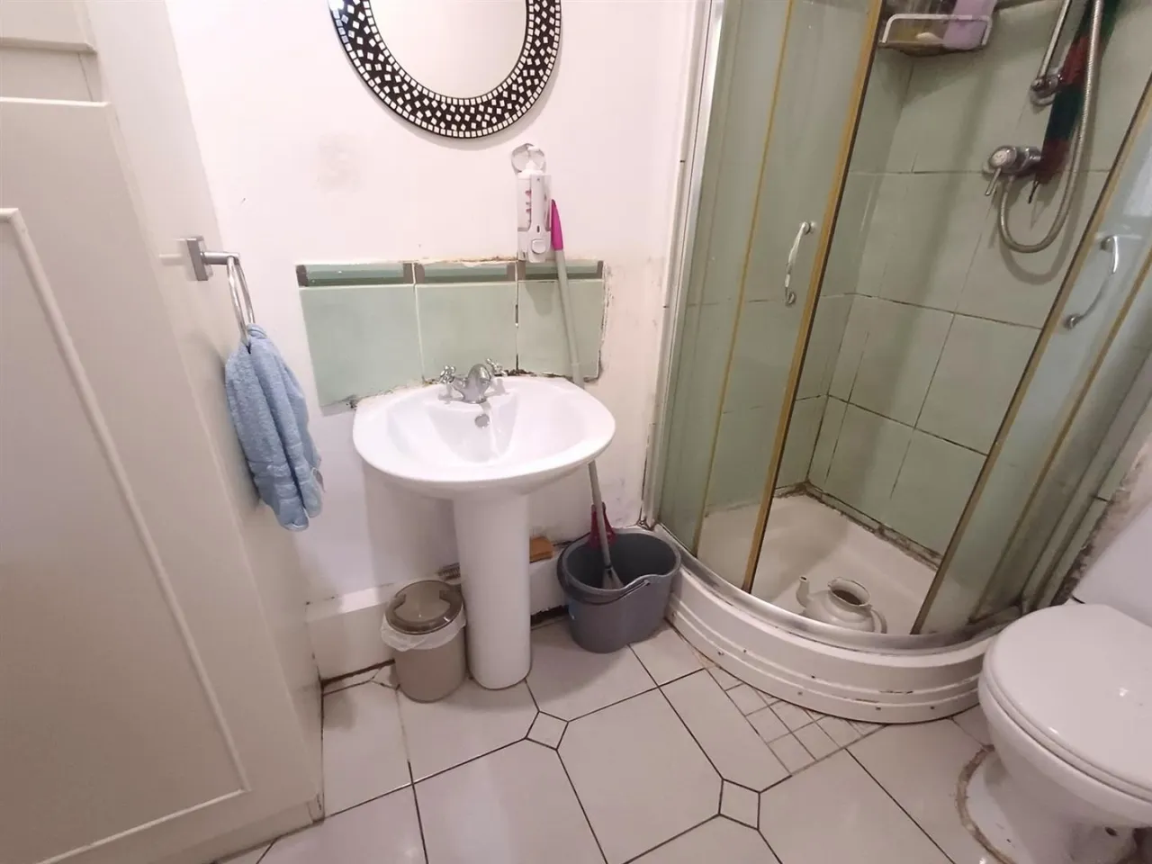 Halesowen Road, Cradley Heath, photo 10