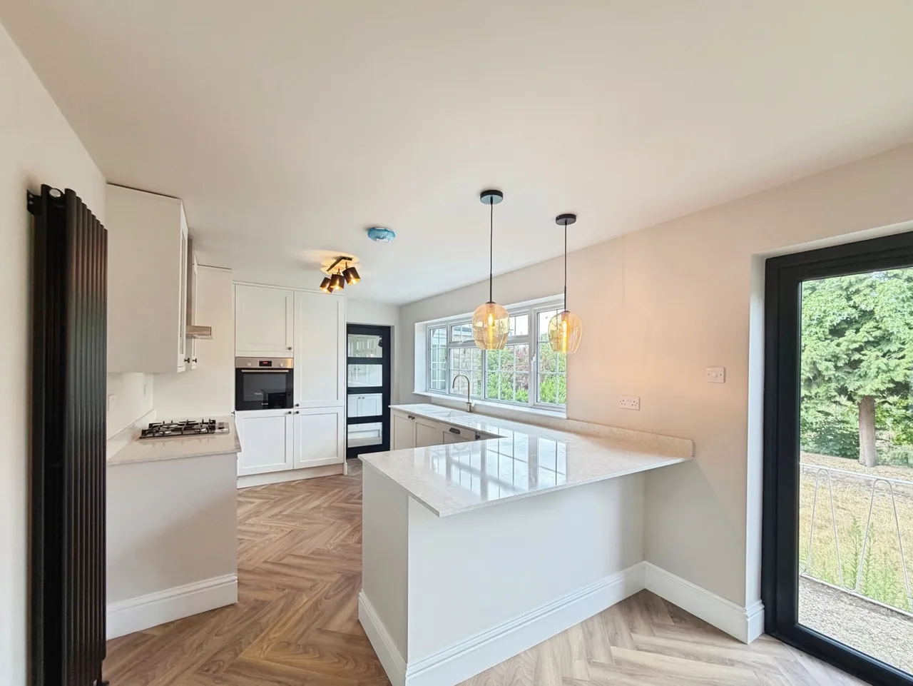 Foxhurst Road, Ash Vale, Surrey, GU12 5DY, photo 17