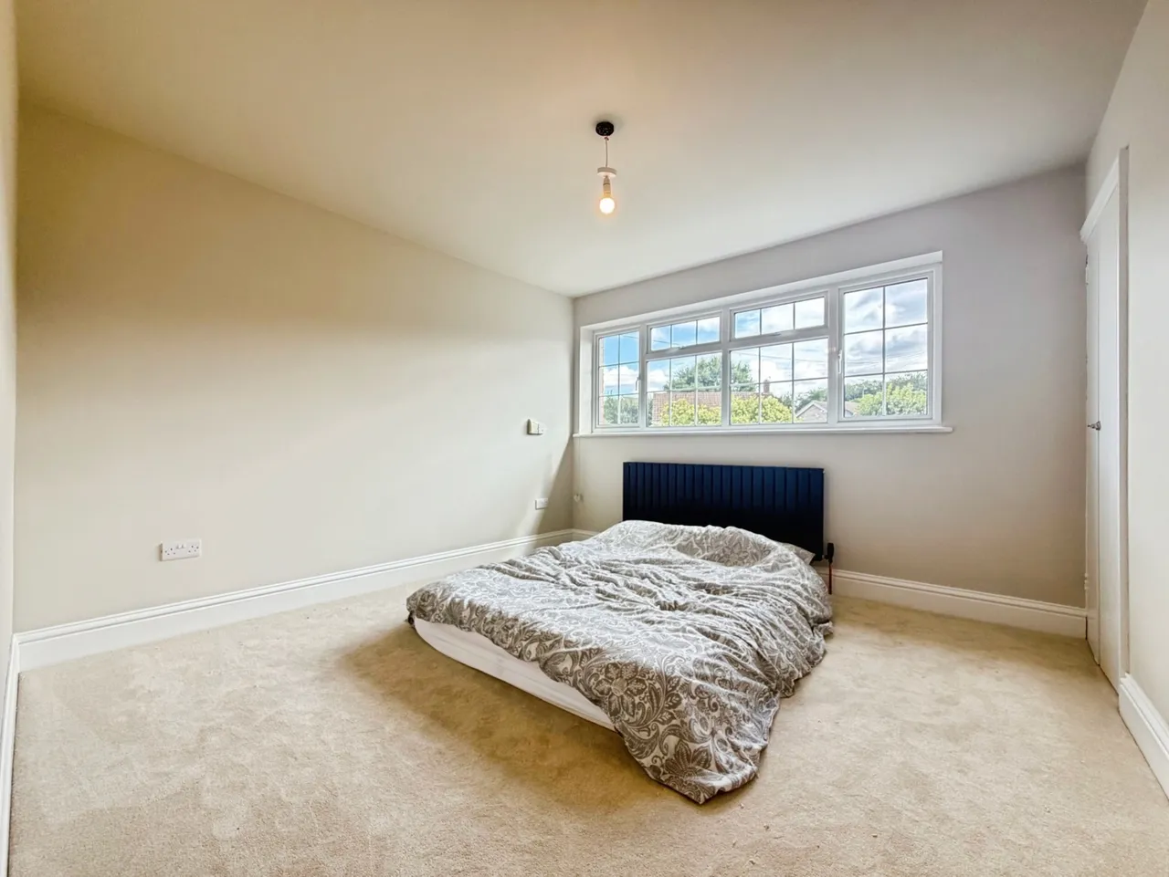 Foxhurst Road, Ash Vale, Surrey, GU12 5DY, photo 6