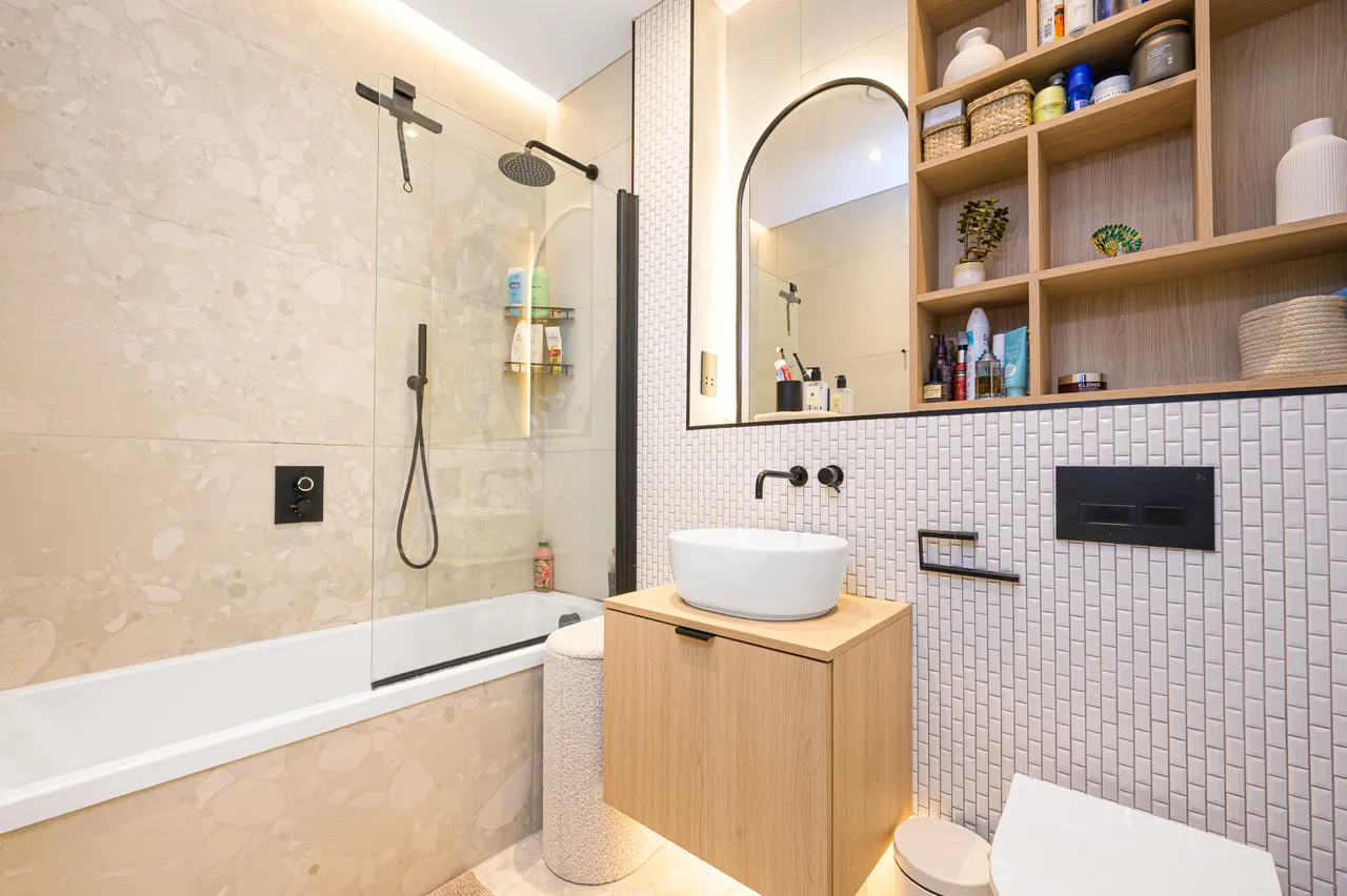 Flat 3, 293 Friern Barnet Lane, London, photo 6