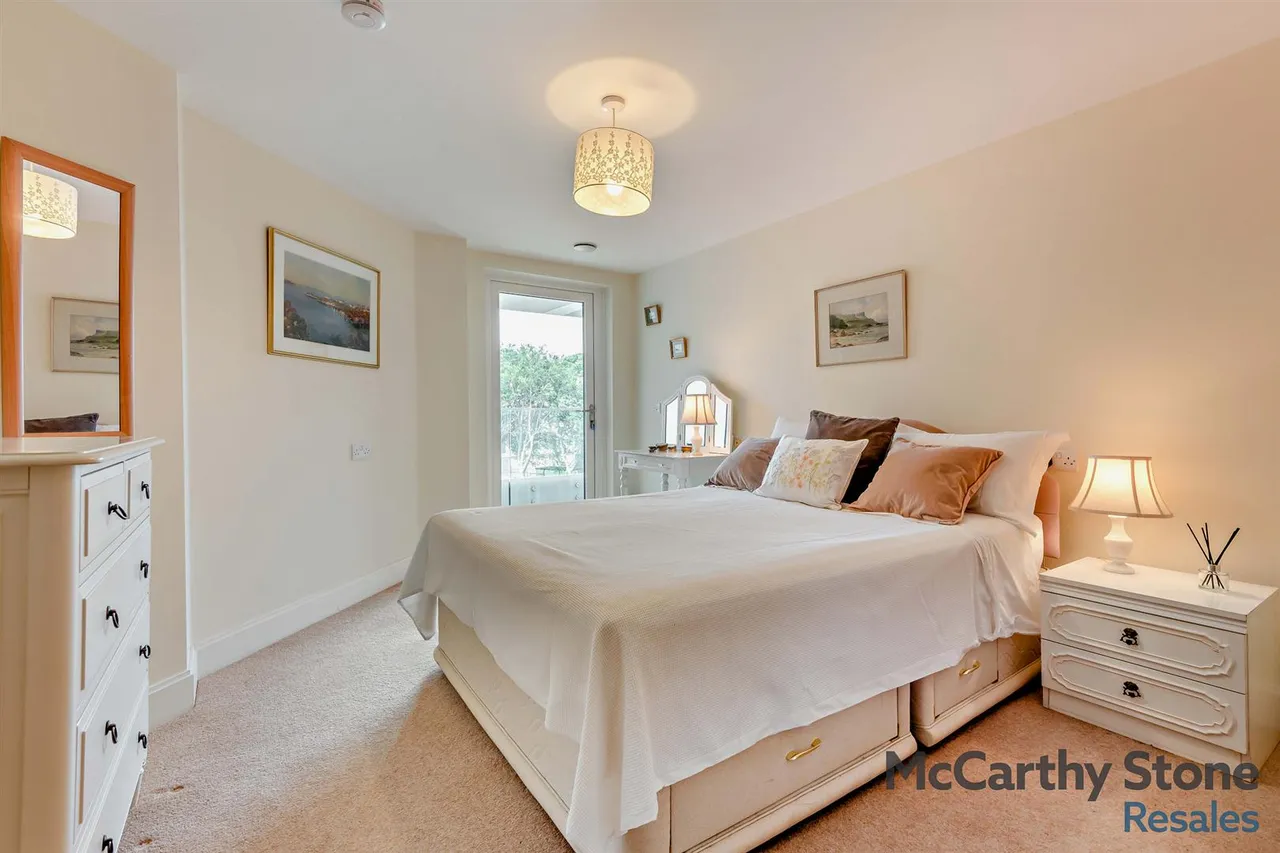 Churchfield Road, Poole, BH15, photo 4