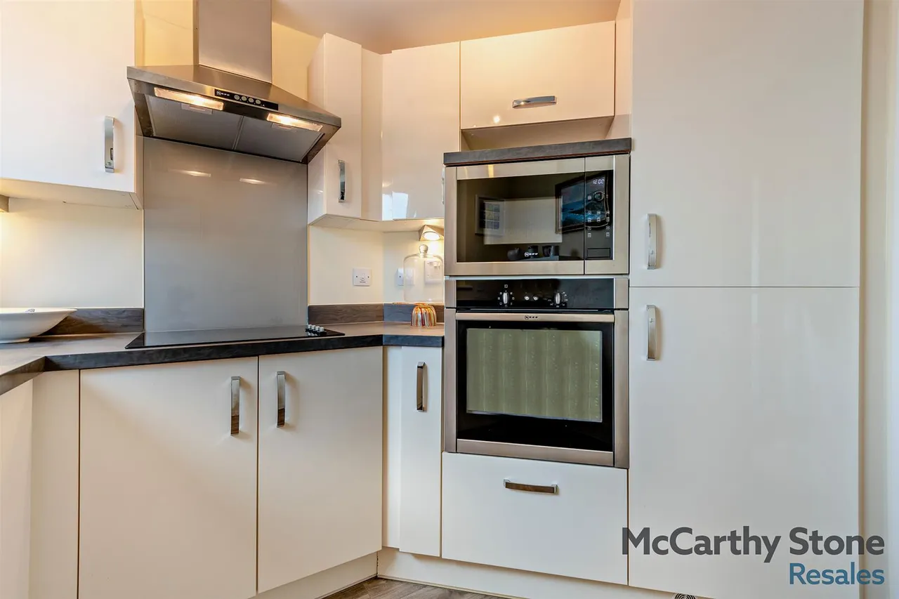 Churchfield Road, Poole, BH15, photo 14