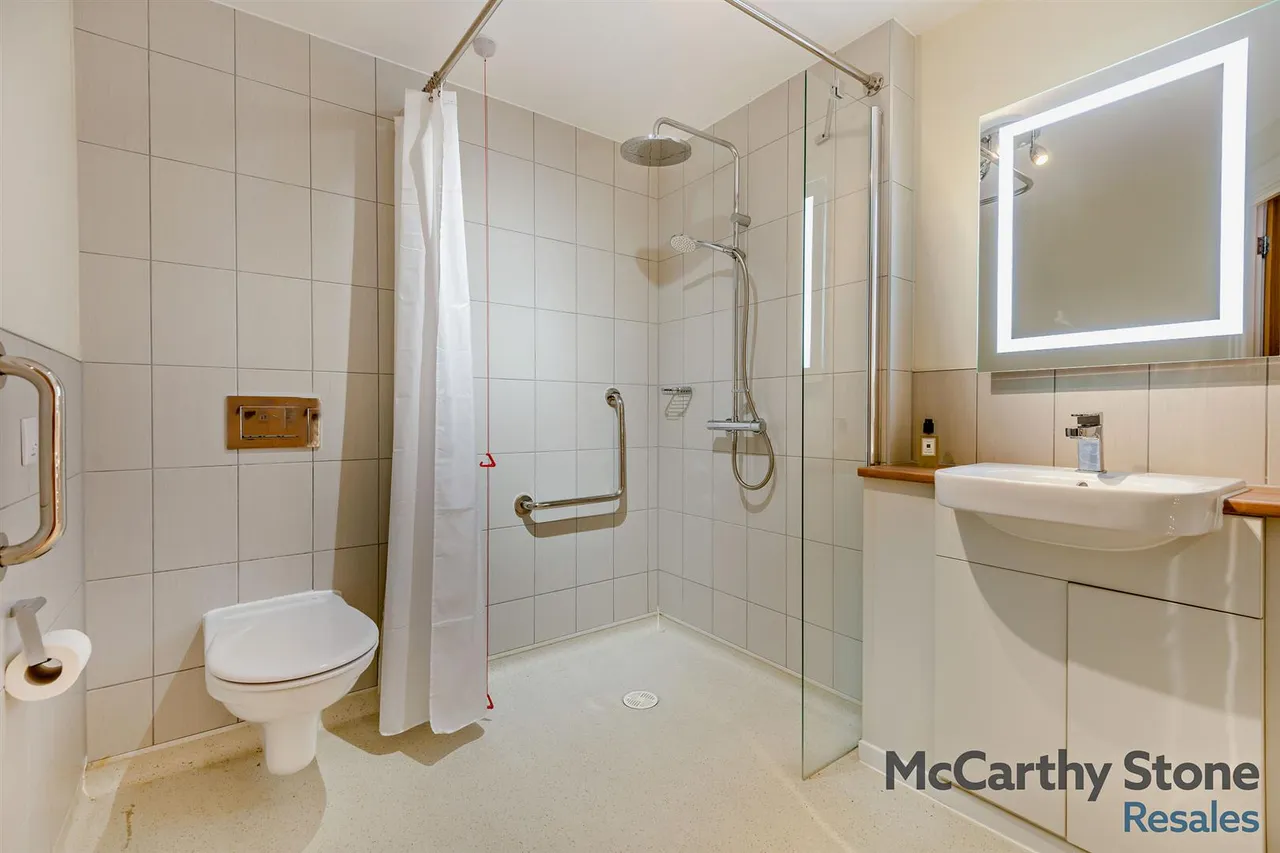 Churchfield Road, Poole, BH15, photo 8