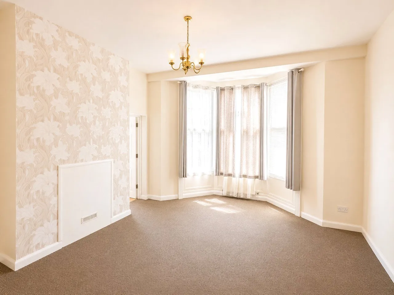 Pevensey Road, Eastbourne, BN21, photo 2