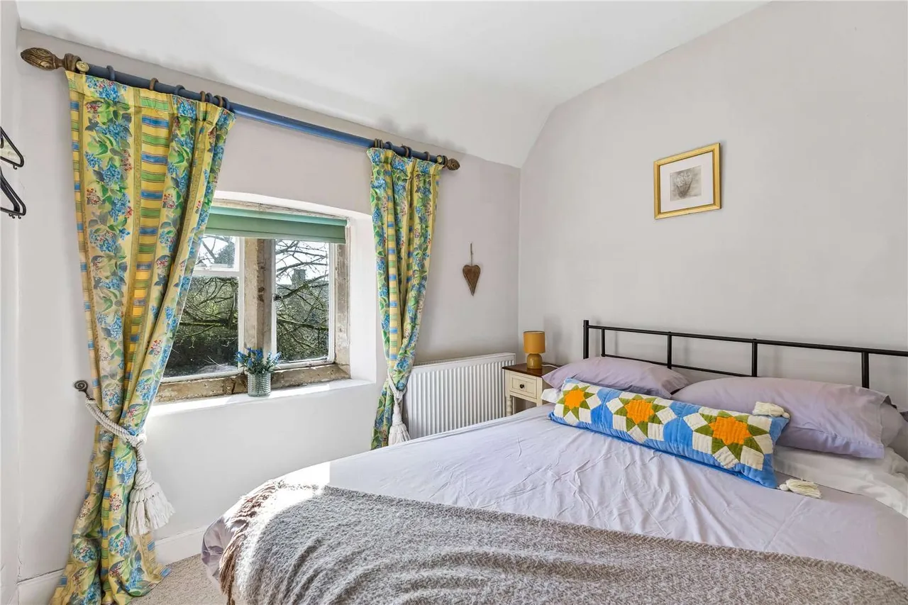 Brockhampton, Cheltenham, Gloucestershire, GL54 5XQ, photo 9