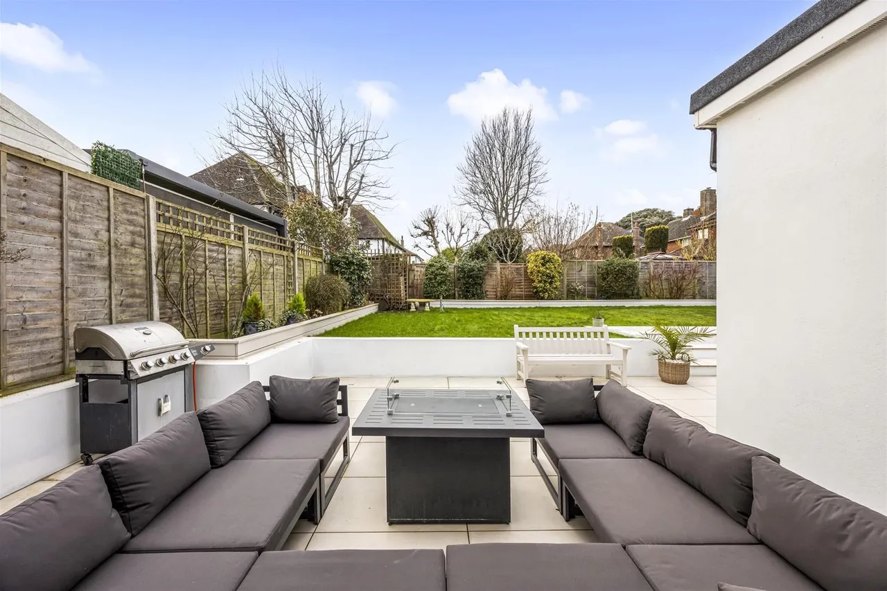 Sea Lane, Goring-By-Sea, Worthing, photo 29