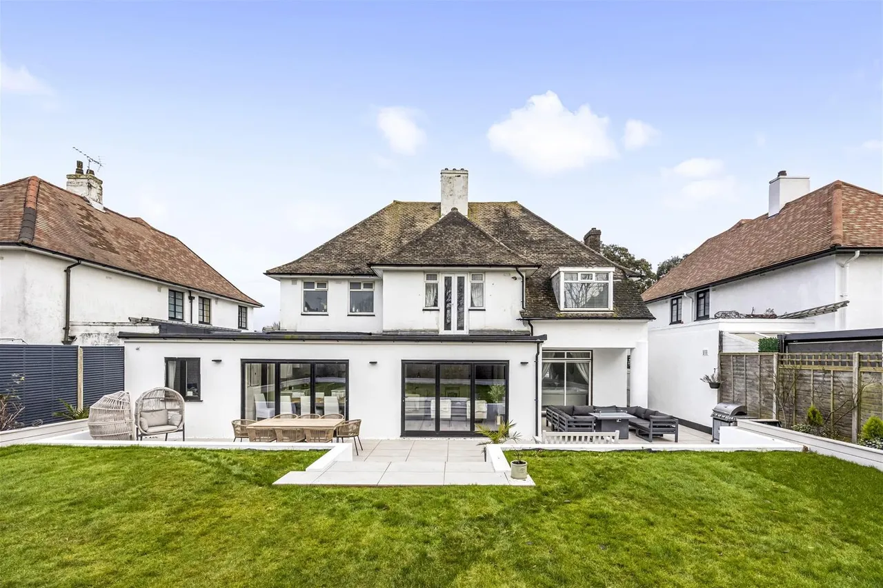 Sea Lane, Goring-By-Sea, Worthing, photo 30