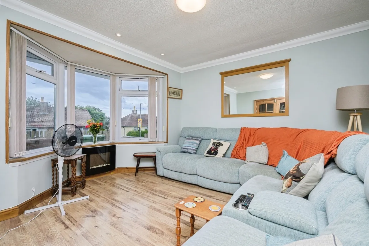 Brentford Avenue, Whitleigh, PL5, photo 4