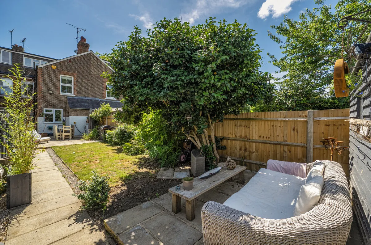 Pulborough, RH20 1AS, photo 2