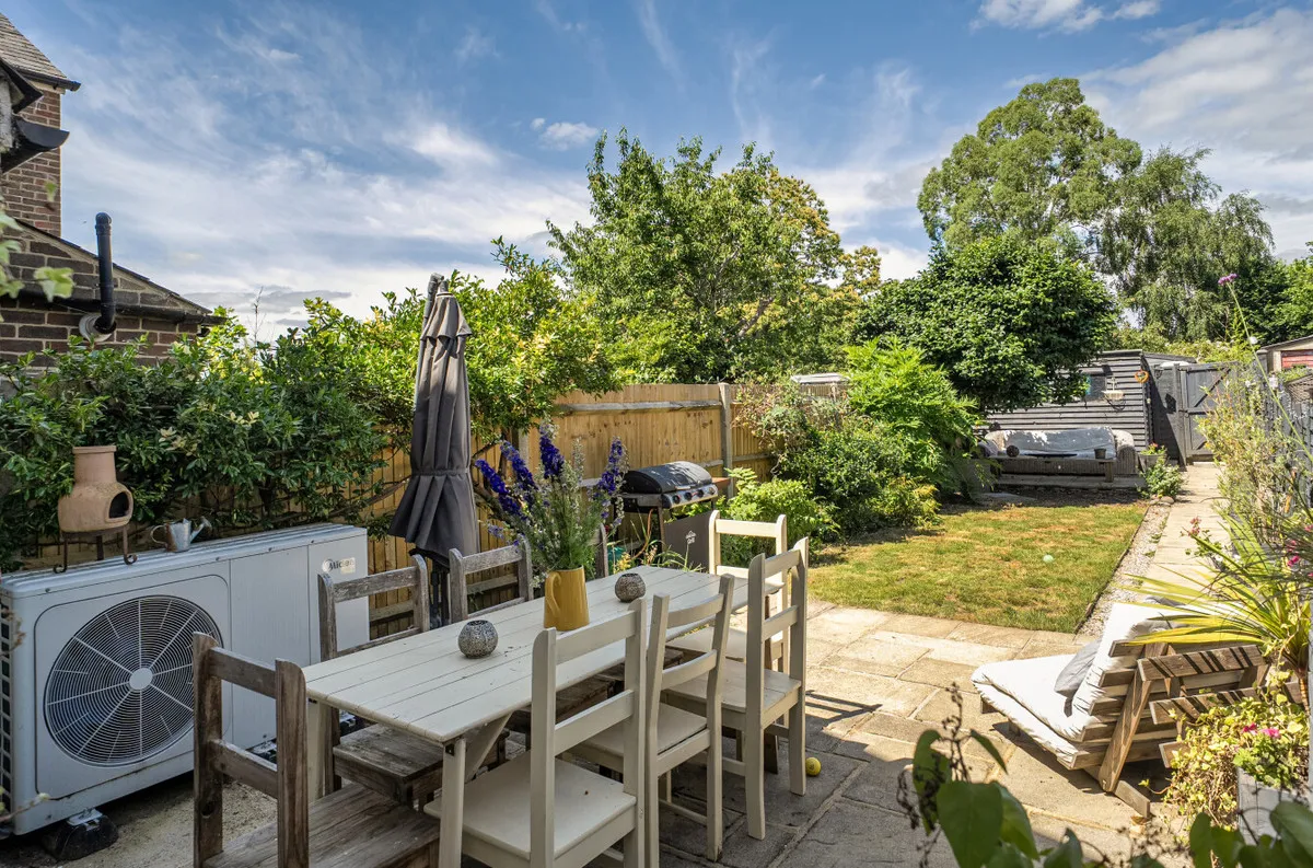 Pulborough, RH20 1AS, photo 11