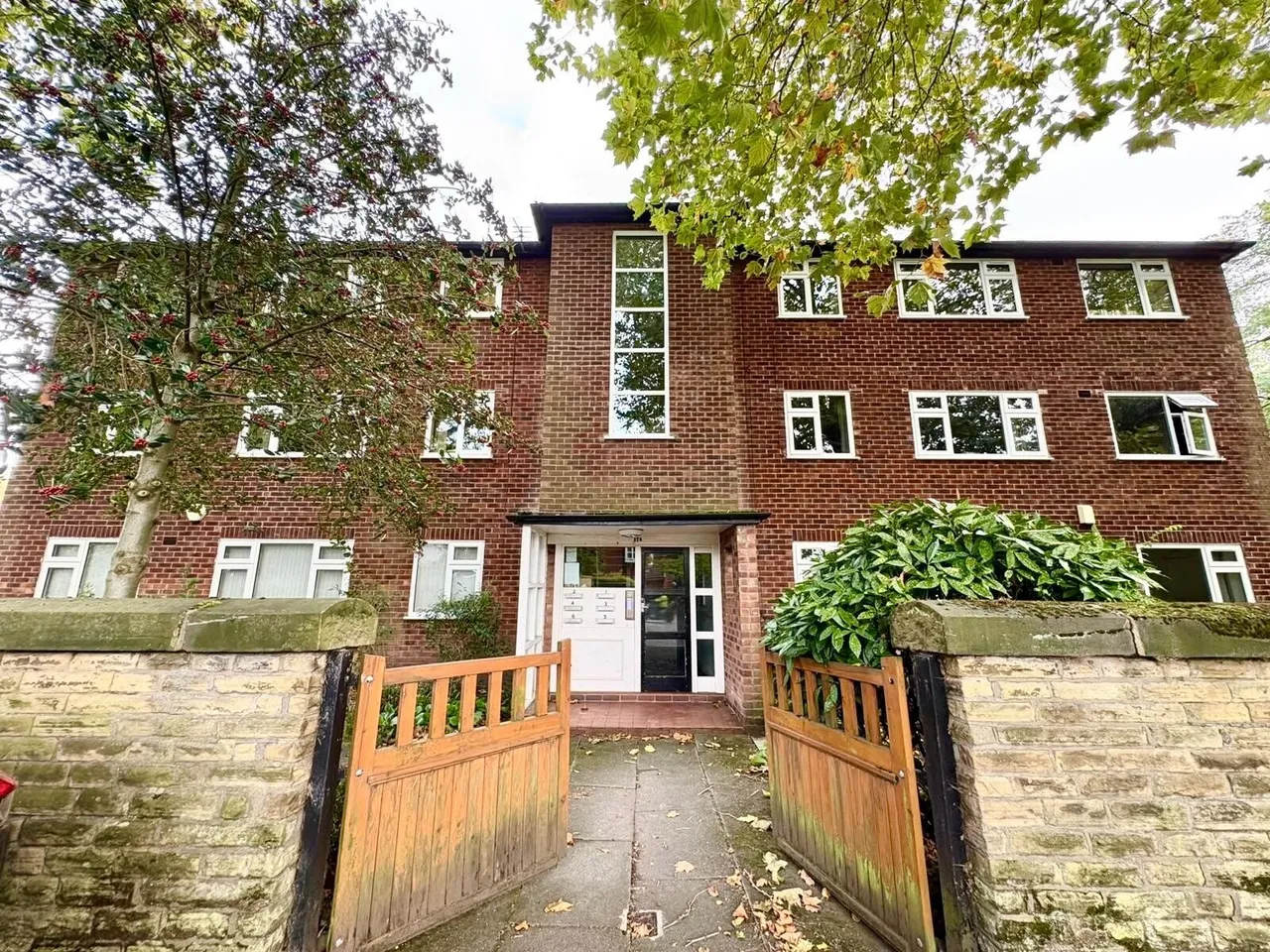 Upper Chorlton Road, Whalley Range, M16, photo 9