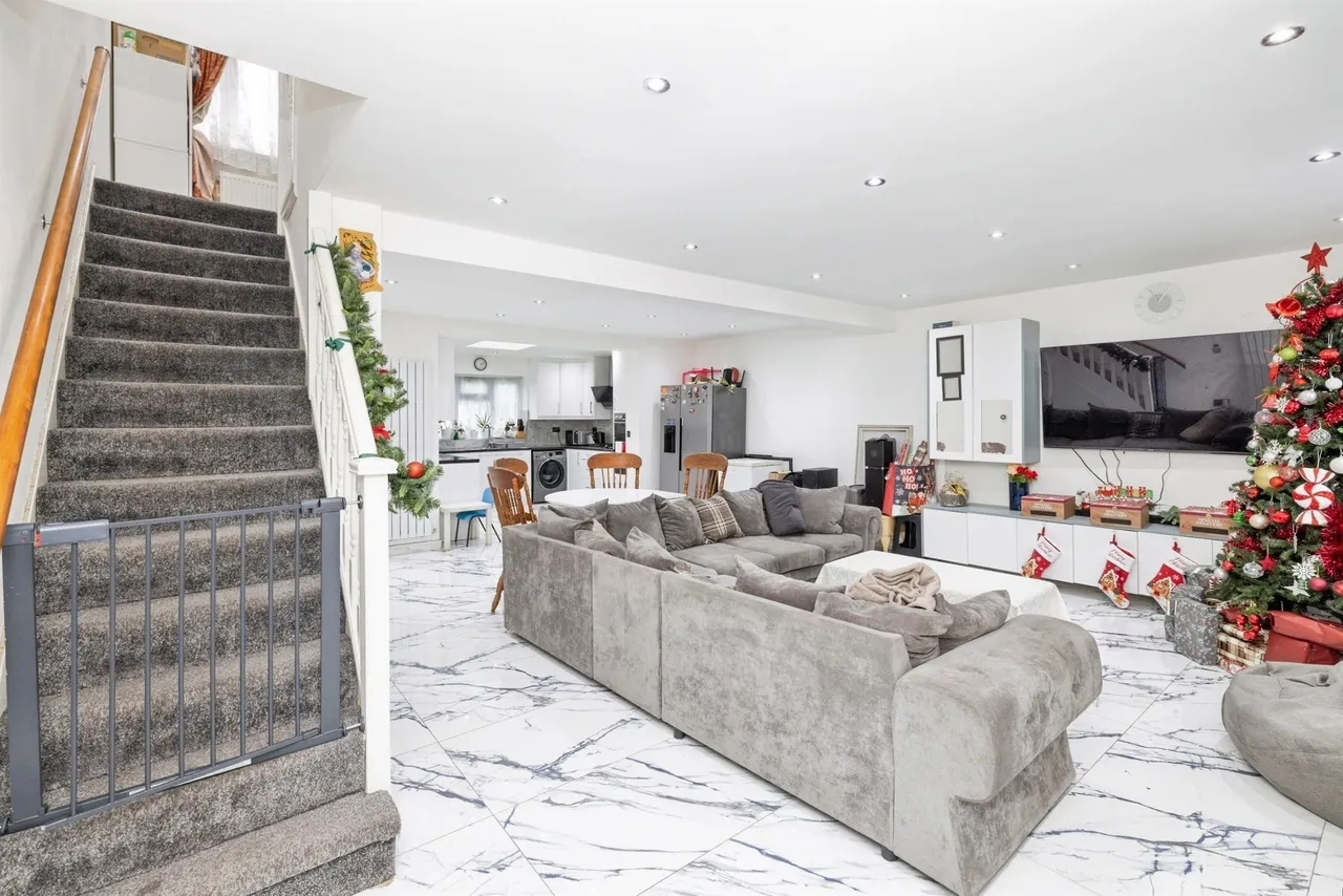 Fairfield Avenue, Watford, WD19, photo 17